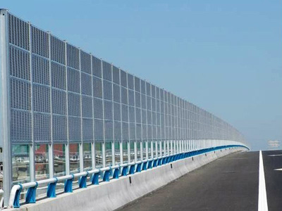 <a href=http://www.zrzx8.net/news_article?news_id=115>隔聲屏障</a>