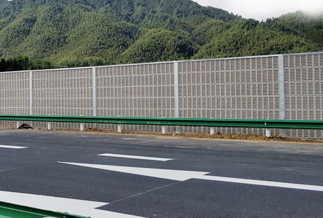 <a href=http://www.zrzx8.net/news_article?news_id=128>聲屏障</a>